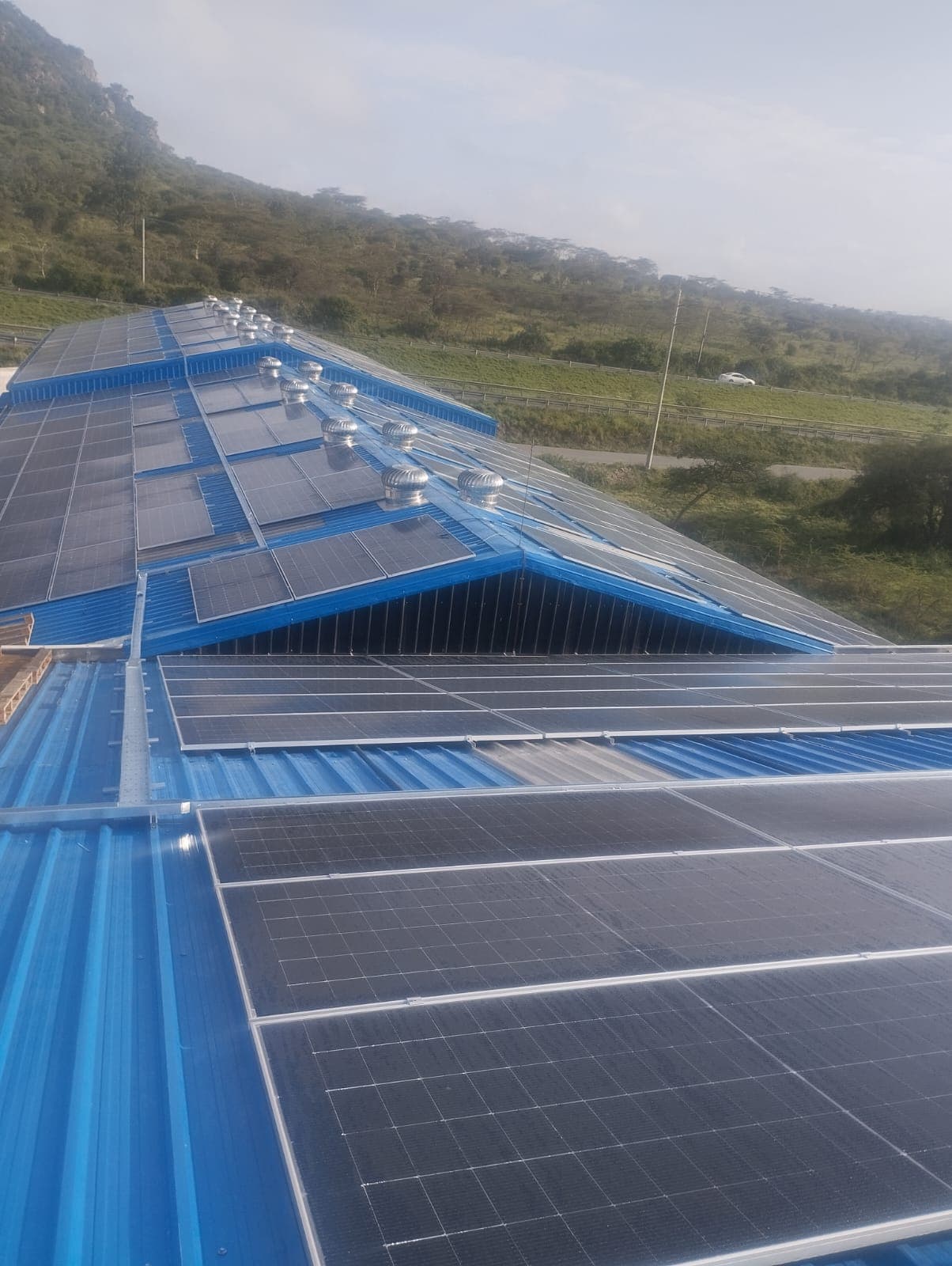 875 kWp Rooftop Grid-Tied Solar System