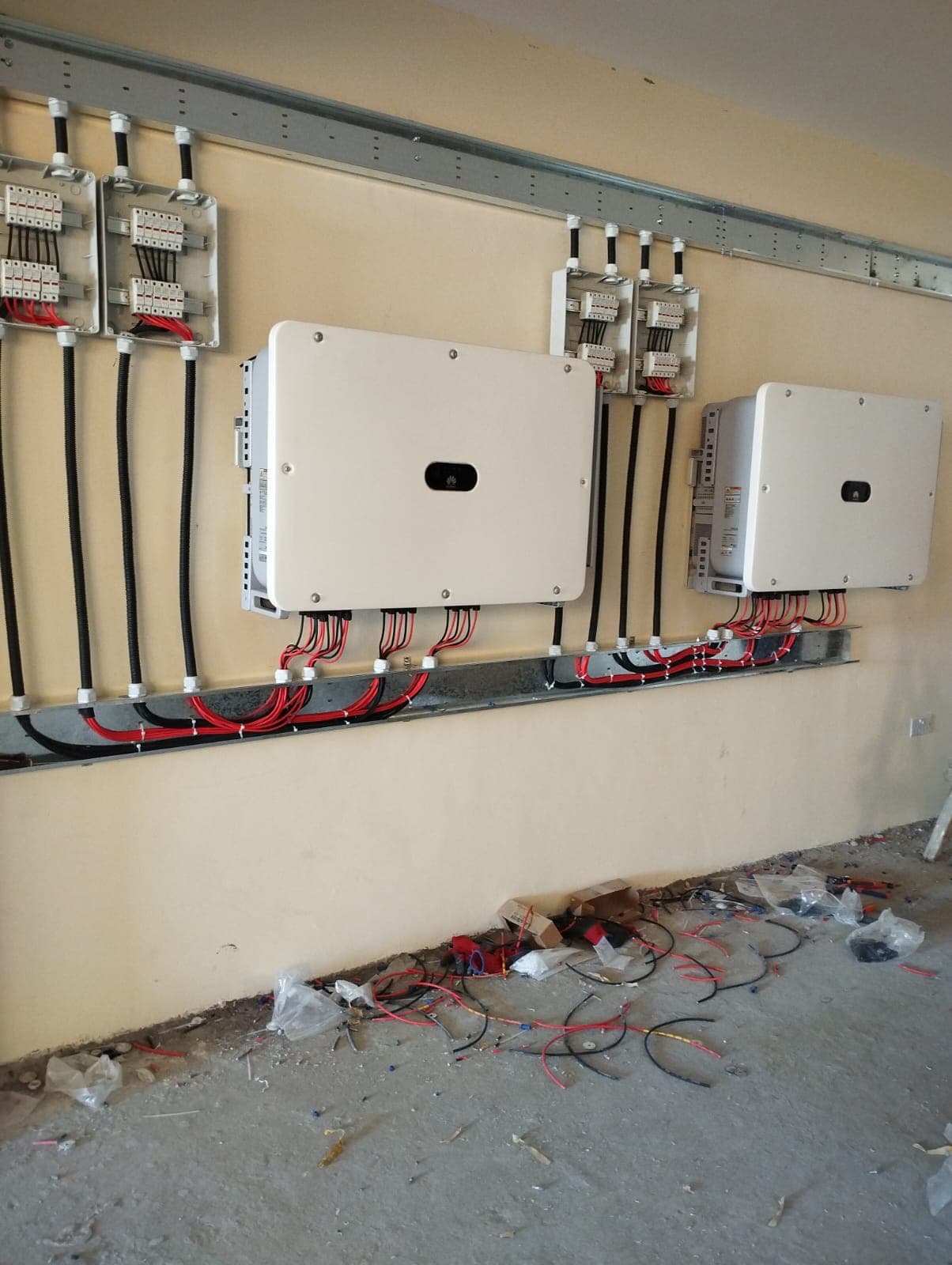 875 kWp Rooftop Grid-Tied Solar System - image 4